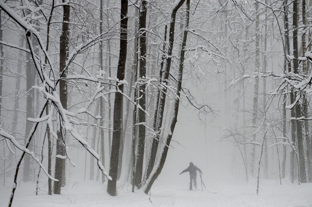 Tuyết rơi dày nhất thế kỷ, Moscow chìm trong mùa đông trắng xóa